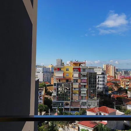 Appartamento Lt - 2 Broom & Balcony *